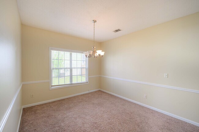 Foto del edificio - 3Bd/2.5Ba Home in South Fulton with Easy Access to Airport!