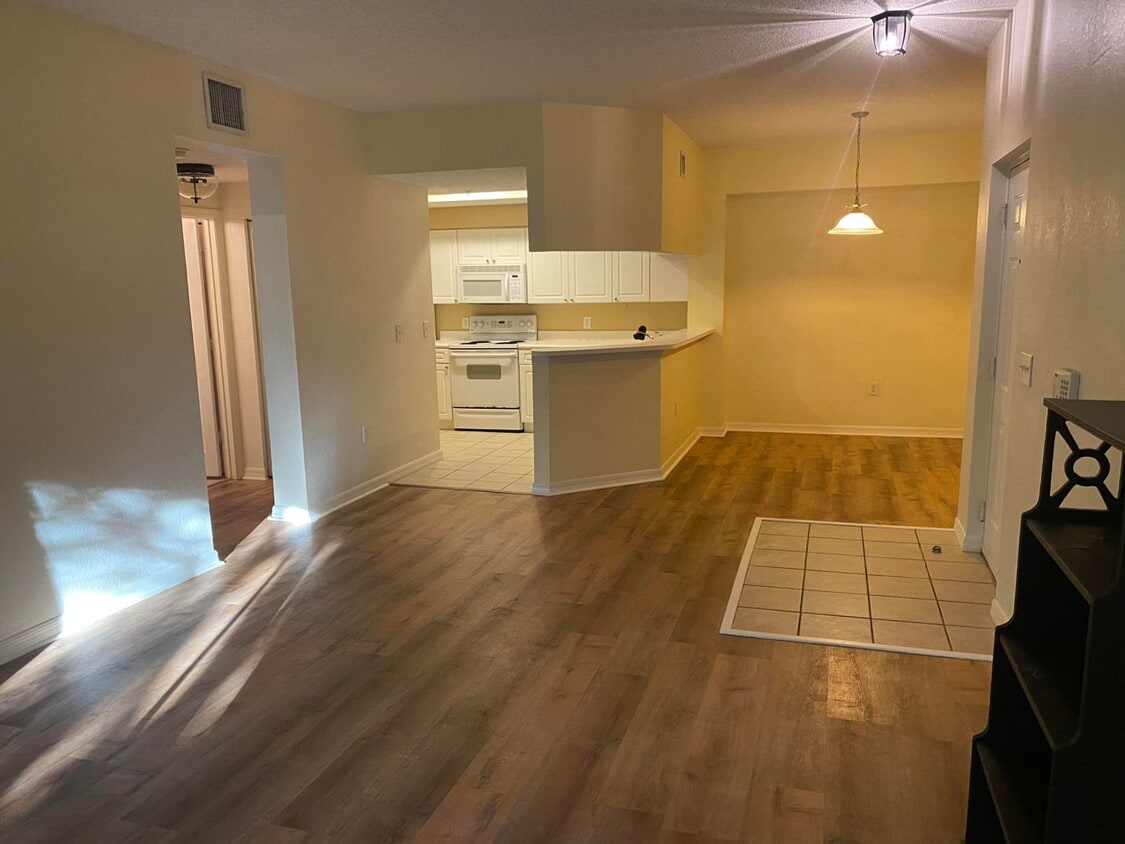 Foto del edificio - 2730 Anzio Ct