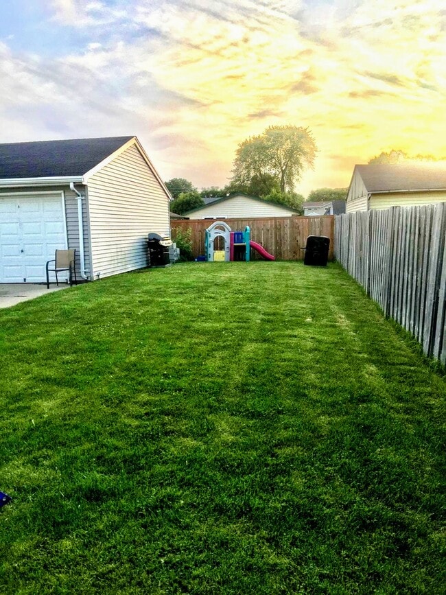 Patio trasero - 6169 S Barland Ave