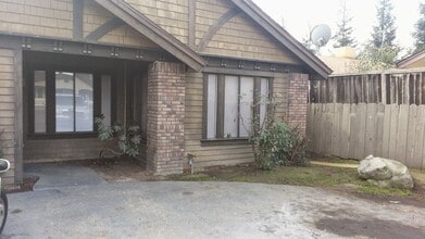 Building Photo - 3805 W Meadow Ave