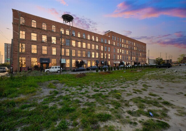 Foto del edificio - 227 Iron St