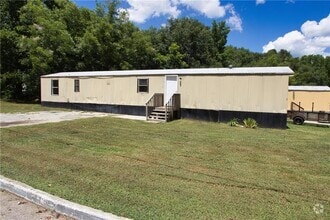 Building Photo - 340 Towler St