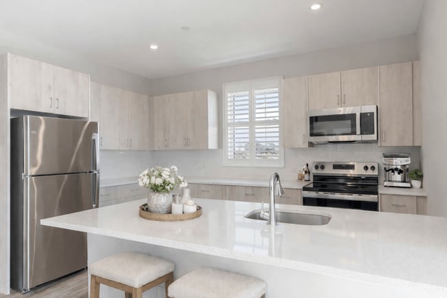 Building Photo - Creekline at Fairfield