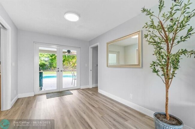 Foto del edificio - 1031 SW 11th St