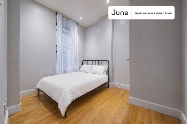 Building Photo - Room in Shared 3 bed/1 bath home in Central Harlem