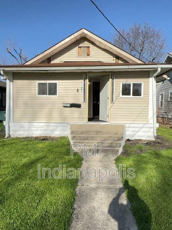 1307 S Ebright St Unit 1, Muncie, IN 47302 Condo for Rent in Muncie