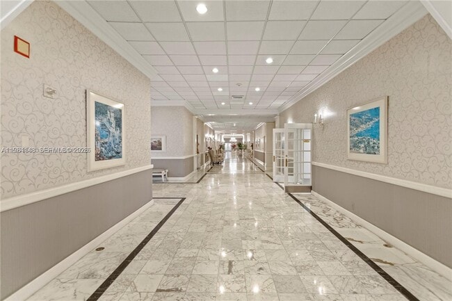 Foto del edificio - 3800 S Ocean Dr