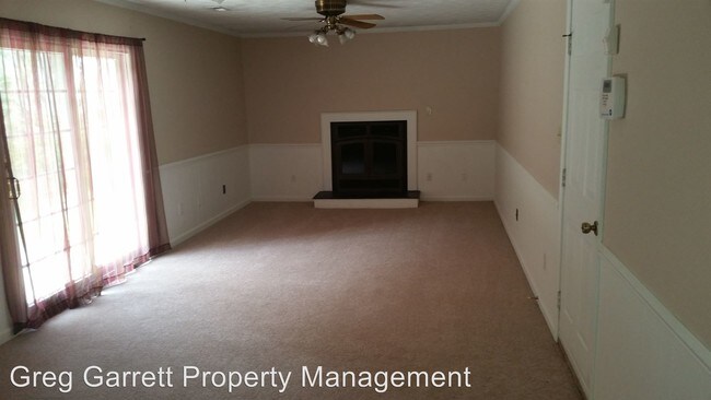 Building Photo - 3 br, 2.5 bath House - 108 Wendy Court