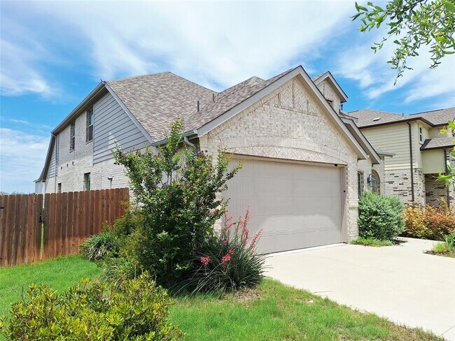 Foto del edificio - 8000 Prairie Rye Dr