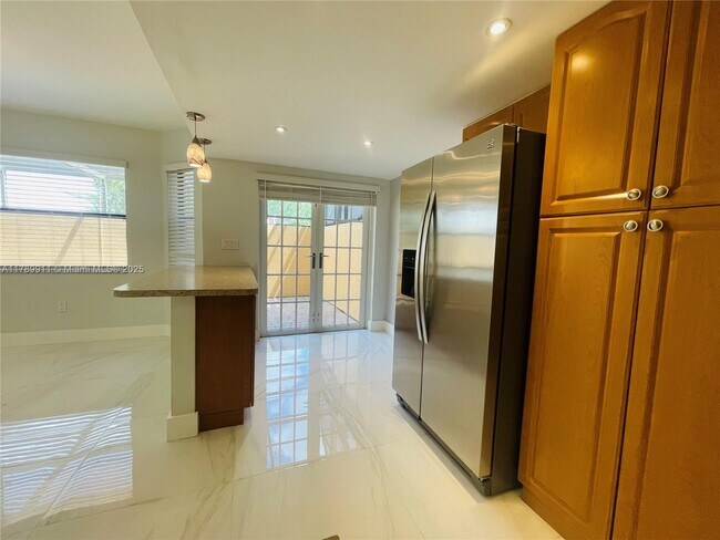 Foto del edificio - 11325 SW 9th Ct