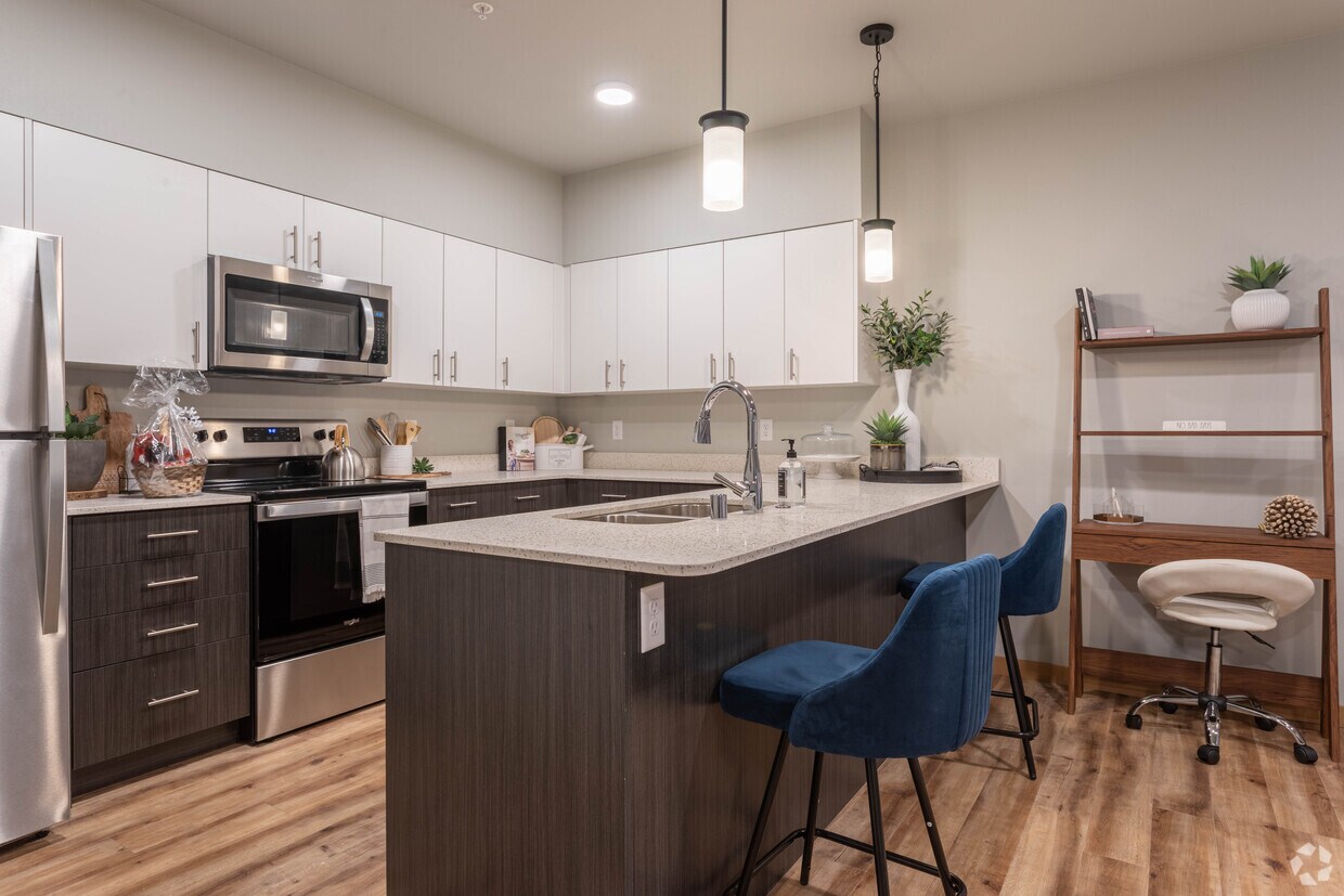 Pottery Creek Apartments 2000 SE Sedgwick Rd Port Orchard, WA