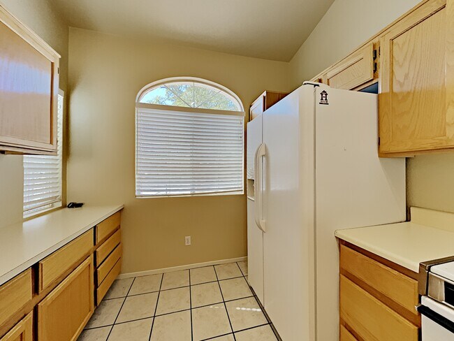 Foto del edificio - 918 Blue Arroyo Dr