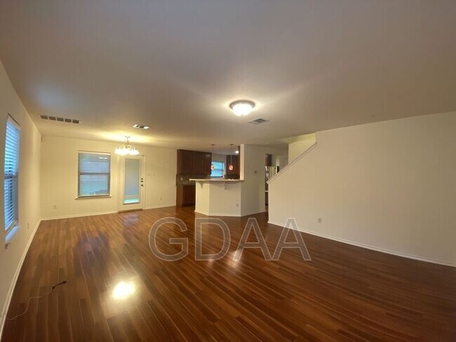 Foto del edificio - 2242 Perkins Pl