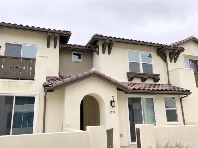 Foto principal - 8570 Corsica Ln