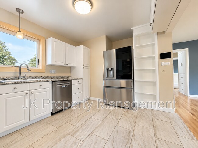 Foto del edificio - 3209 5th Ave S