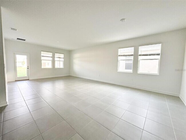 Building Photo - 1883 Blissful Dr
