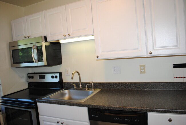 Foto del edificio - 3424 Shaw Ave