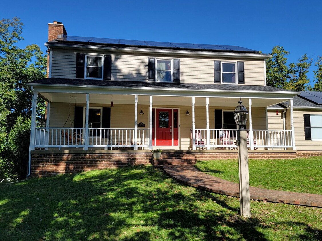 39306 Longhill Ln, Aldie, VA 20105 House Rental in Aldie, VA