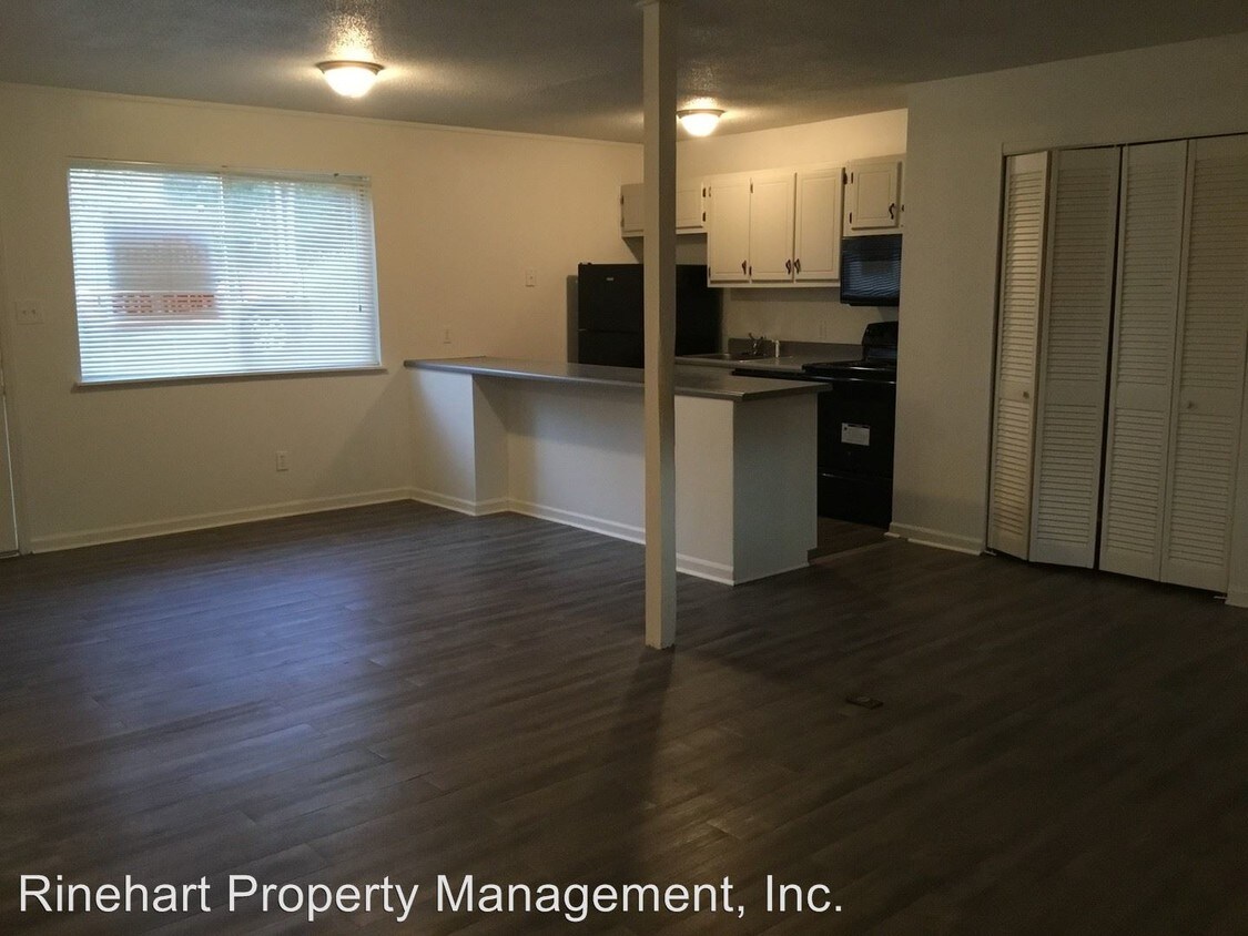 Building Photo - 1418 Riverview Rd