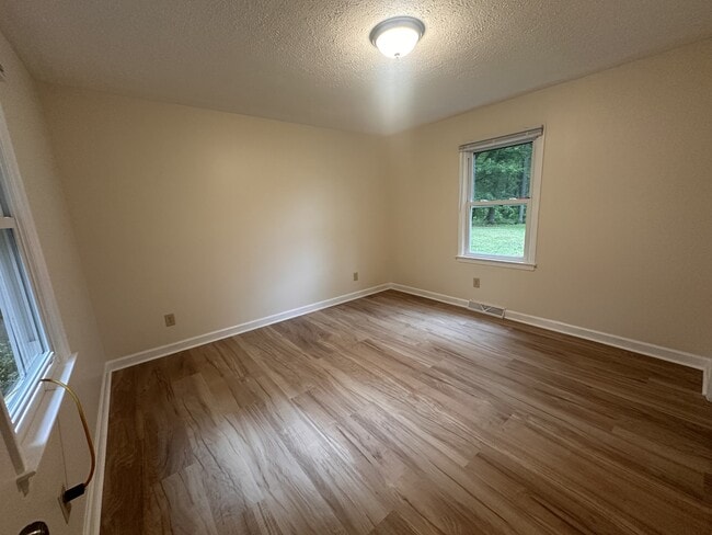 Foto del edificio - 5256 Irish Rd