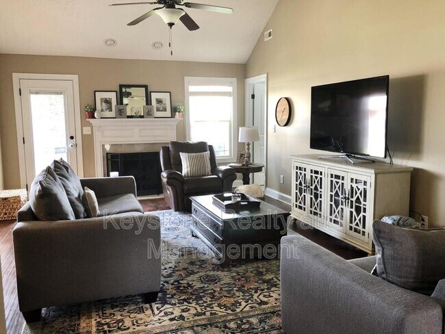 Foto del edificio - 1223 Snowball Ln