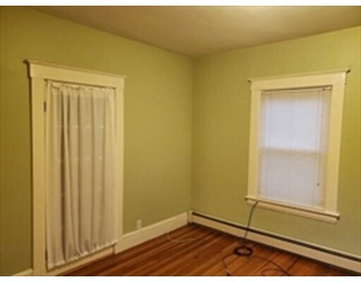 Building Photo - 530 Walpole St