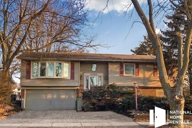 Primary Photo - 1050 Parkview Dr