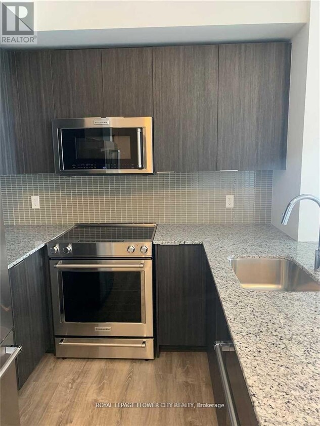 Photo principale - 30-4030 Shore Breeze Dr