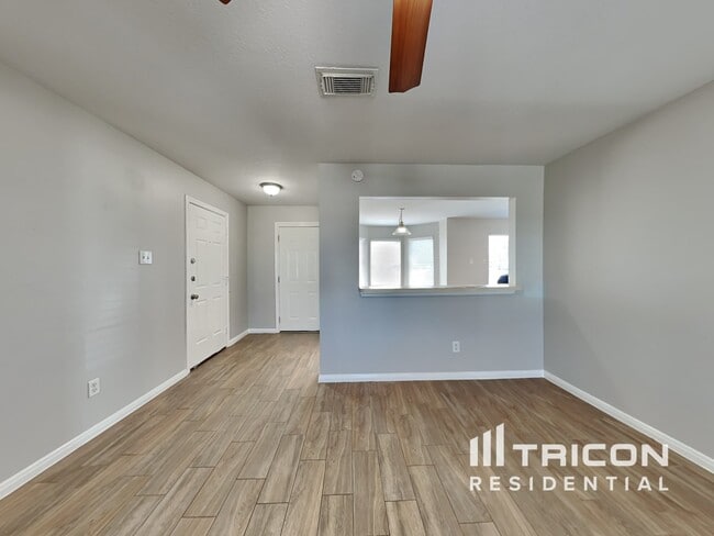 Building Photo - 5029 Hauna Ln