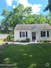 Building Photo - 2A Hillview Ave