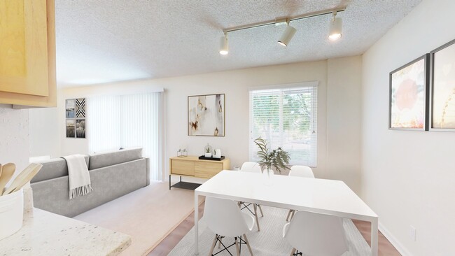 Dining area at Pleasanton Glen Apartment Homes - Pleasanton Glen Apartments