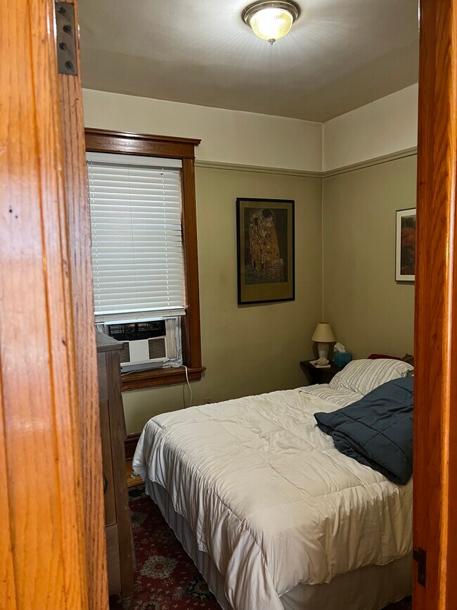 Foto del edificio - 2919 N Troy St