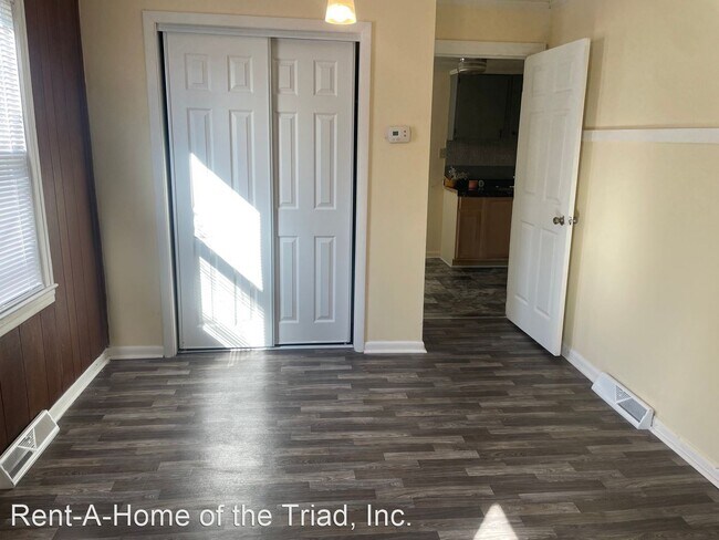 Foto del edificio - 3 br, 1 bath House - 1024 Arbor Drive