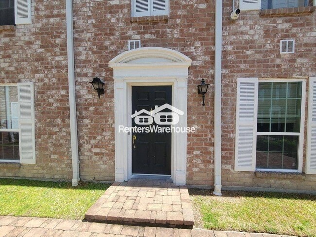 Foto del edificio - 361 N Post Oak Ln