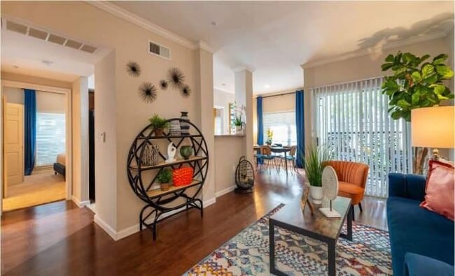 Building Photo - 1 bedroom in Houston TX 77006