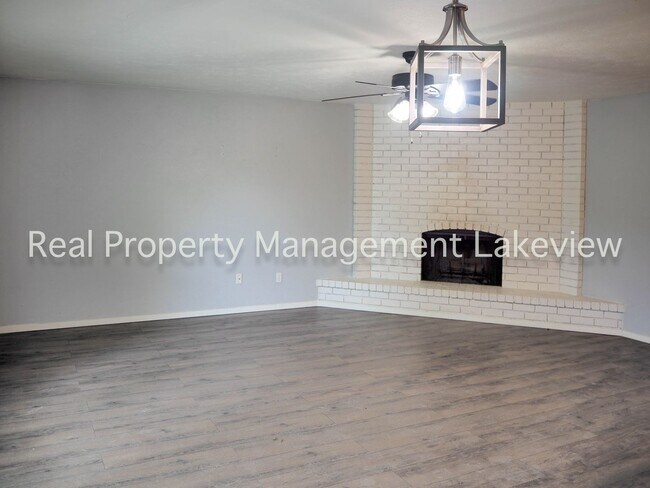 Building Photo - 534 Oldbridge Dr