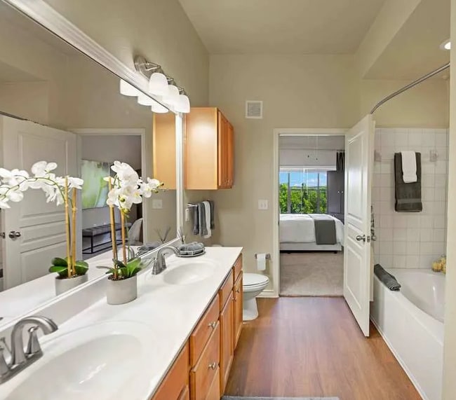 Foto del edificio - 12601 Galleria Cir