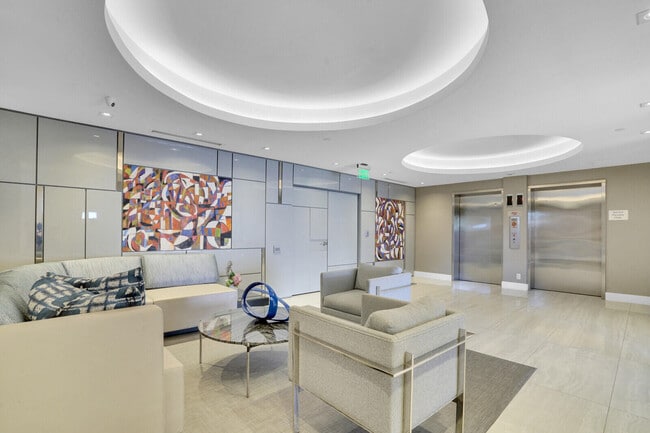 Foto del edificio - 2697 N Ocean Blvd