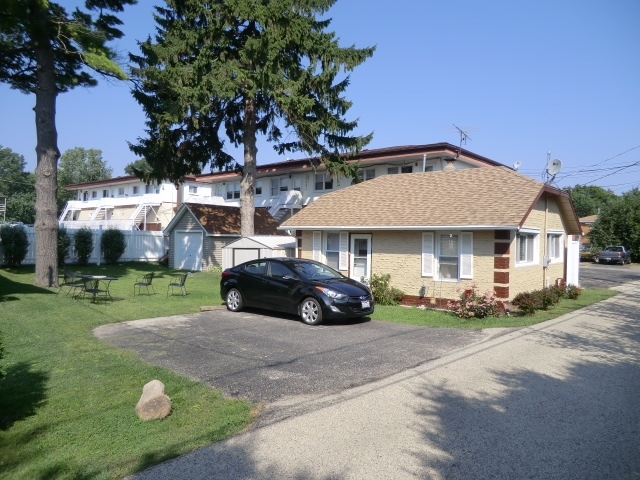 Foto del edificio - 1039 Sheridan Rd