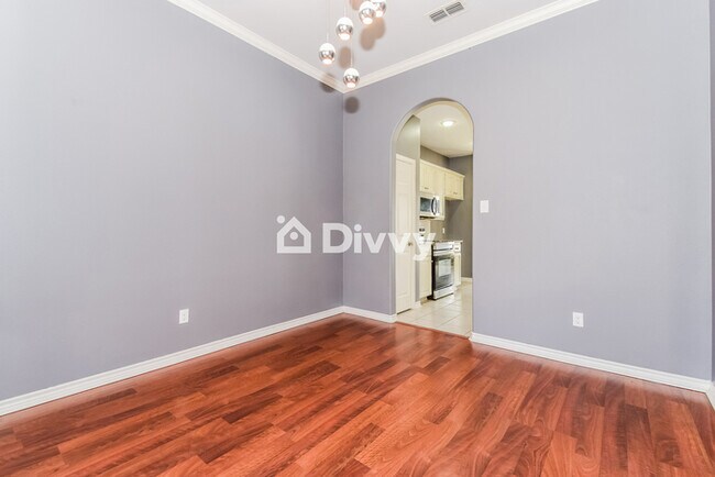 Building Photo - 14097 Susie Cir
