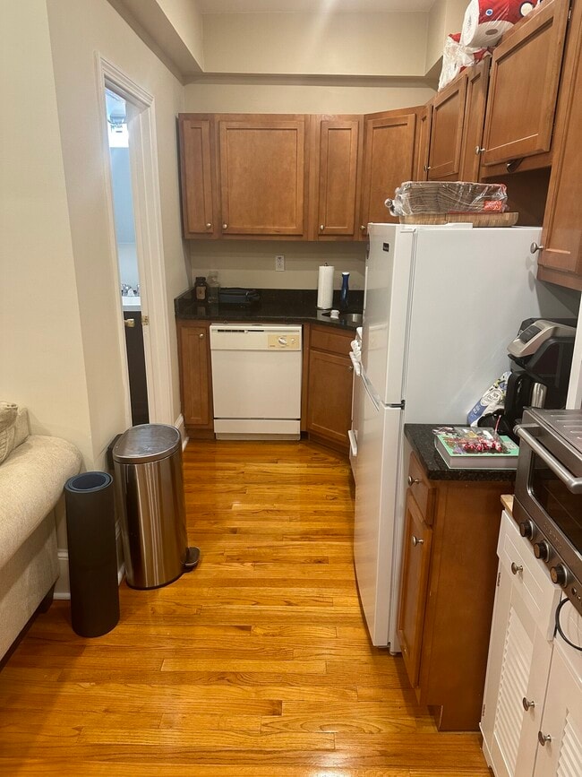 Foto del edificio - 197A Massachusetts Ave