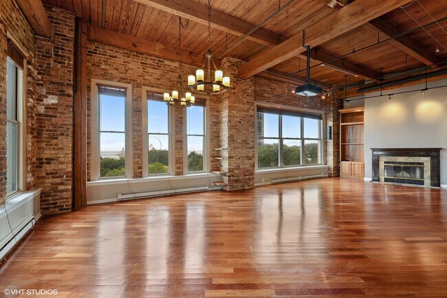 Building Photo - 540 N Lake Shore Dr.