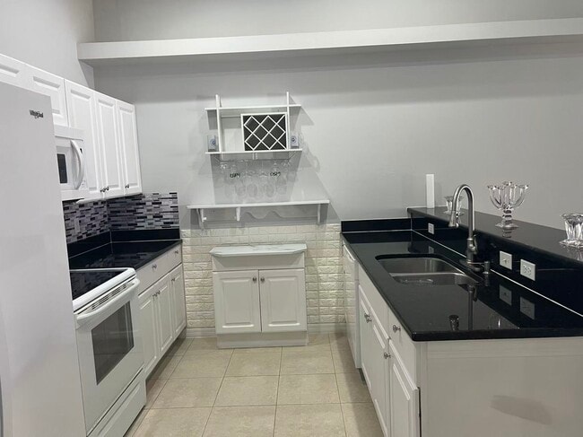 Foto del edificio - 922 SE 8th St