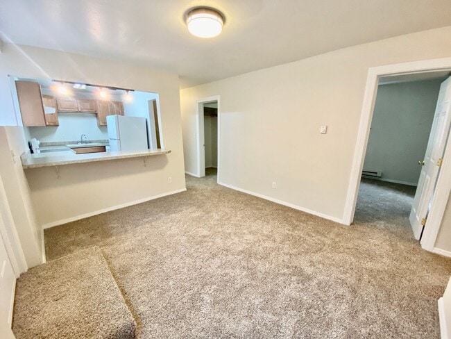 Photo - 4Bd/1Ba Seattle Condo