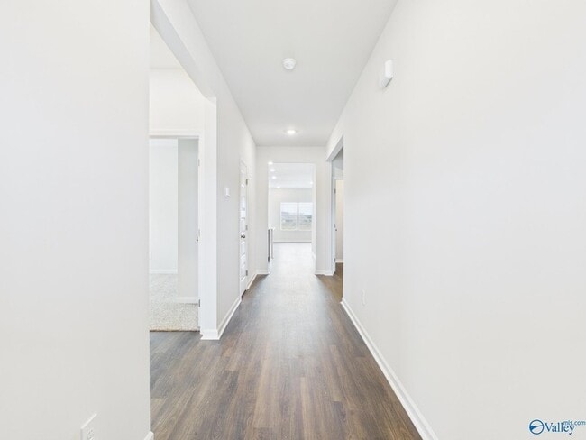 Building Photo - 115 Betty Williams Dr