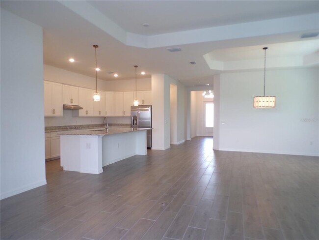 Building Photo - 15255 River Birch Ct
