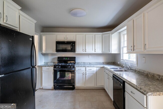 Foto del edificio - 2763 Tilson Rd