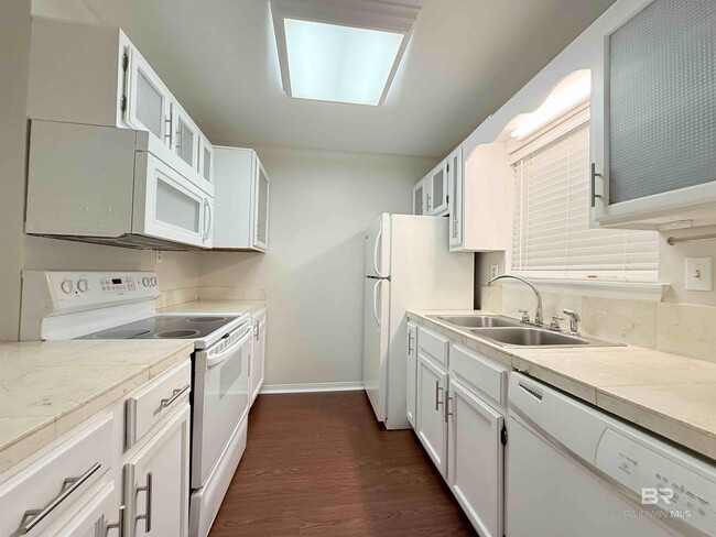 Foto del edificio - 36 Summer Oaks Dr