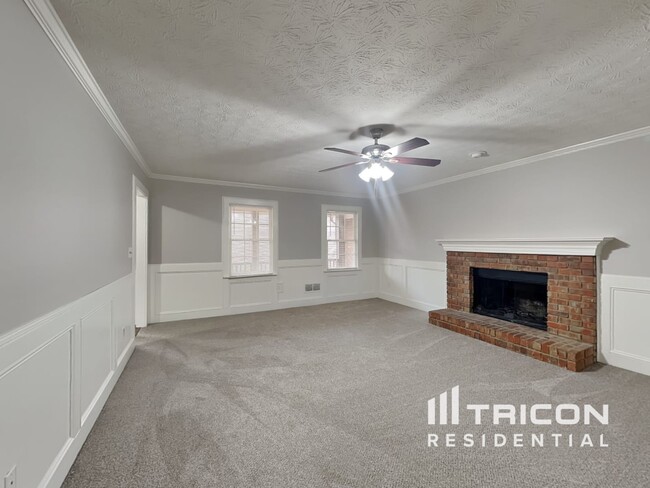 Building Photo - 3804 Laurel Crest Drive Snellville GA