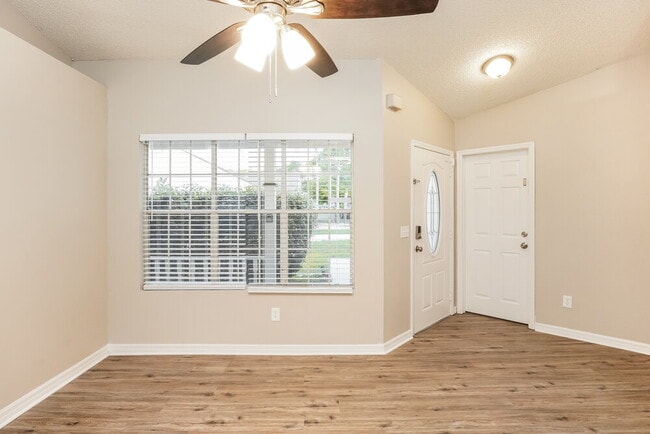 Building Photo - 10412 Glassborough Dr